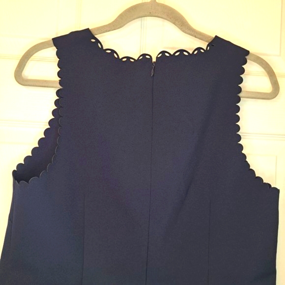 J. Crew Laser Cut Scalloped Navy Blue Shift Dress Size 10 - Picture 4 of 9